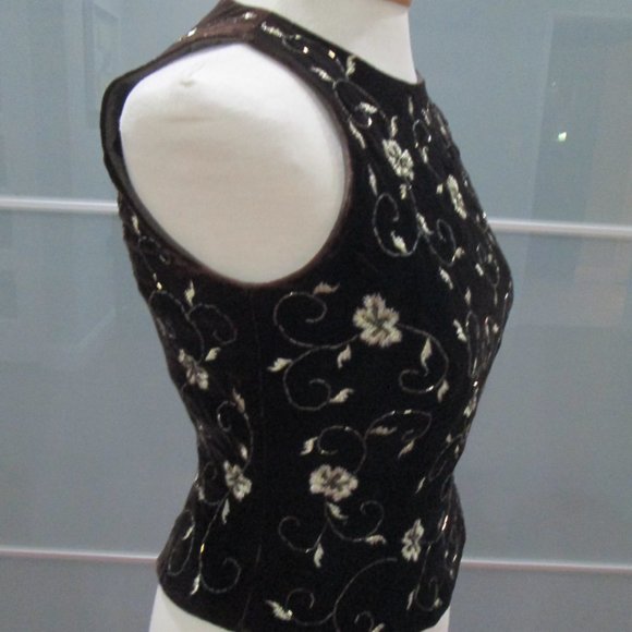 Kay Unger New York Bead & Embroidered Velvet Top - Picture 4 of 6